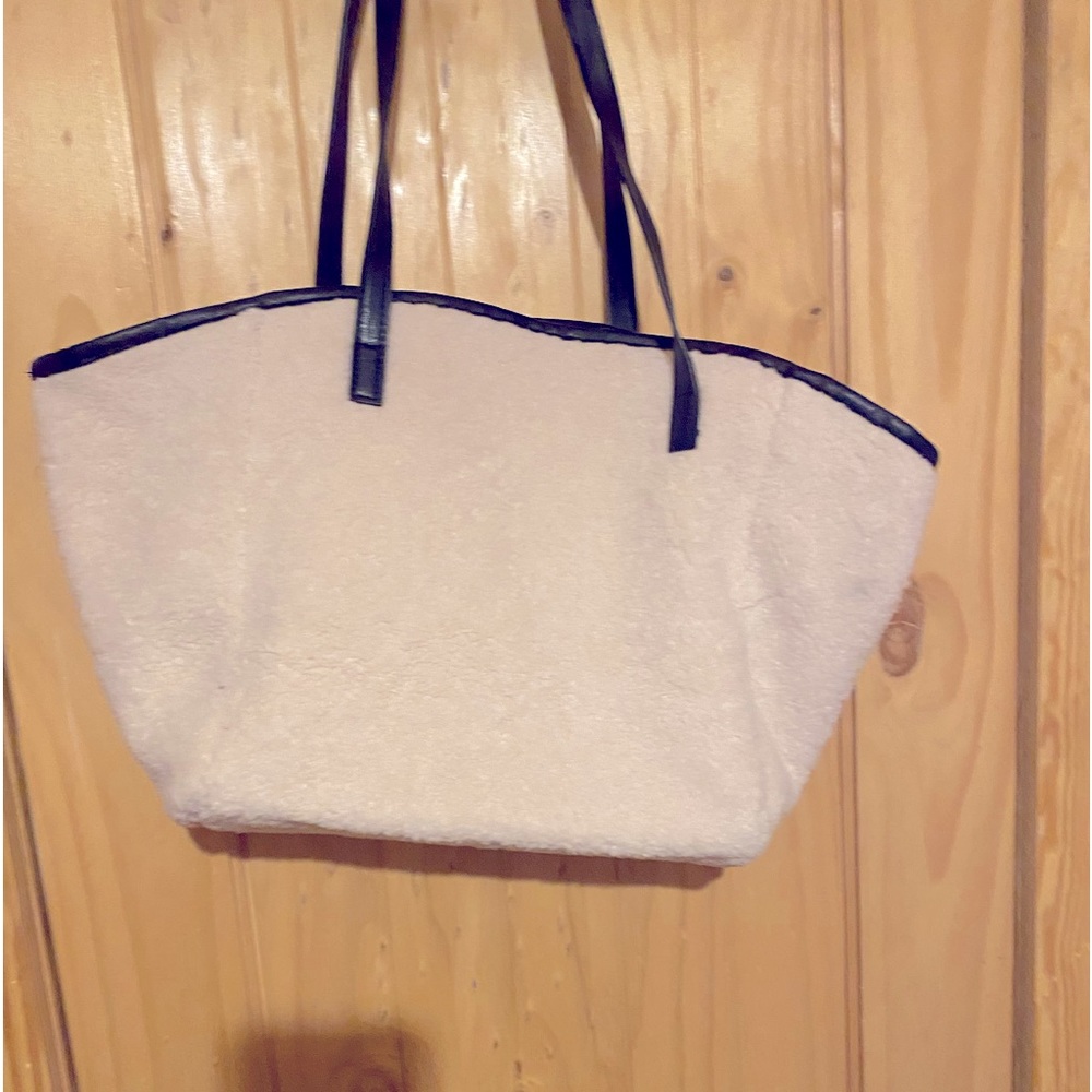 Neiman Marcus Cream With Black Trim Sherpa Tote & Pouch Set